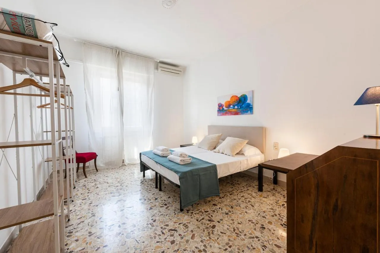 Wifi Ac & 2 Bathrooms Verrazzano Bridge Apartment Florence